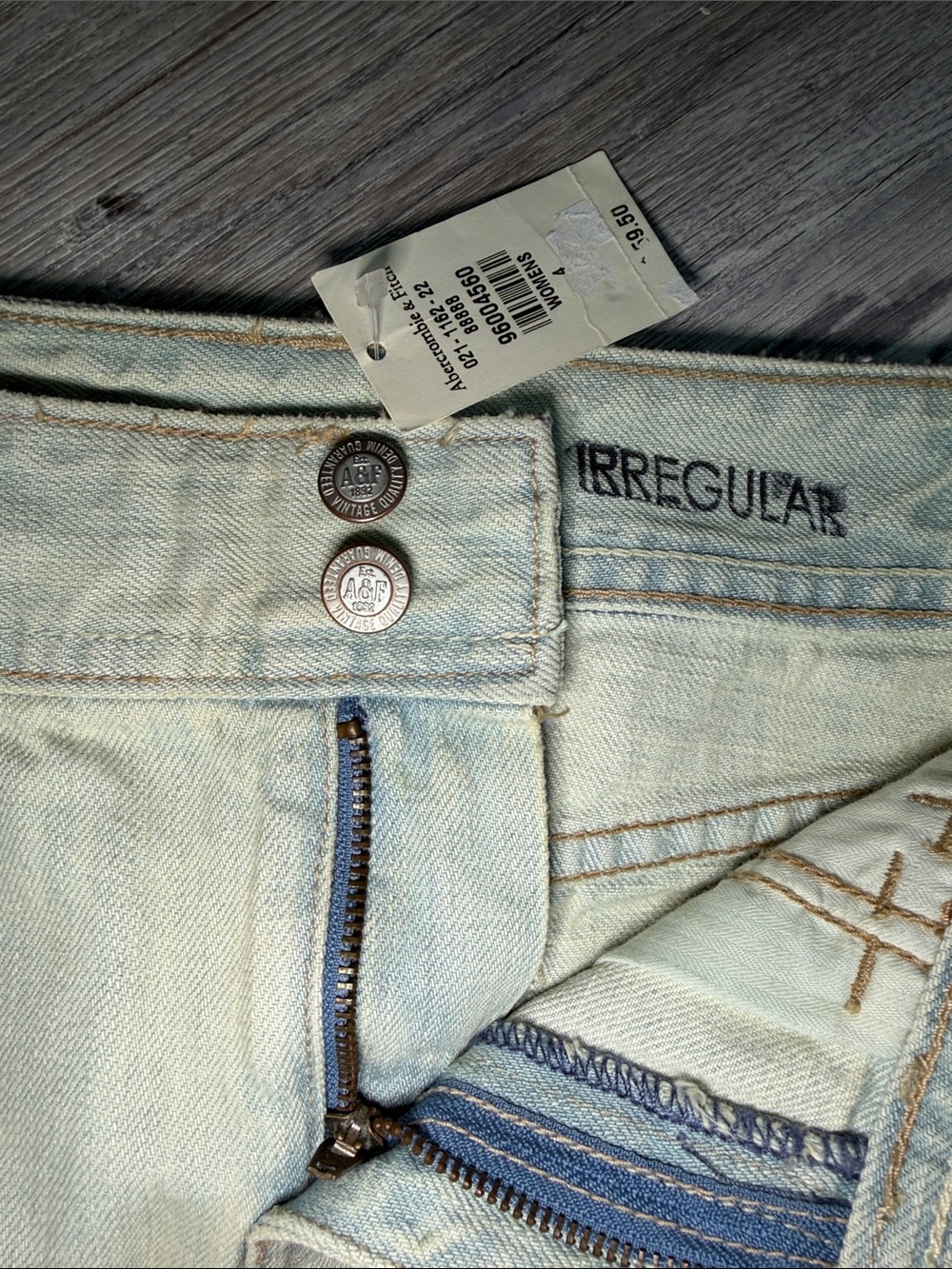 NWT Abercrombie & Fitch Light Indigo Washed Denim Mini Skirt - Picture 6 of 8